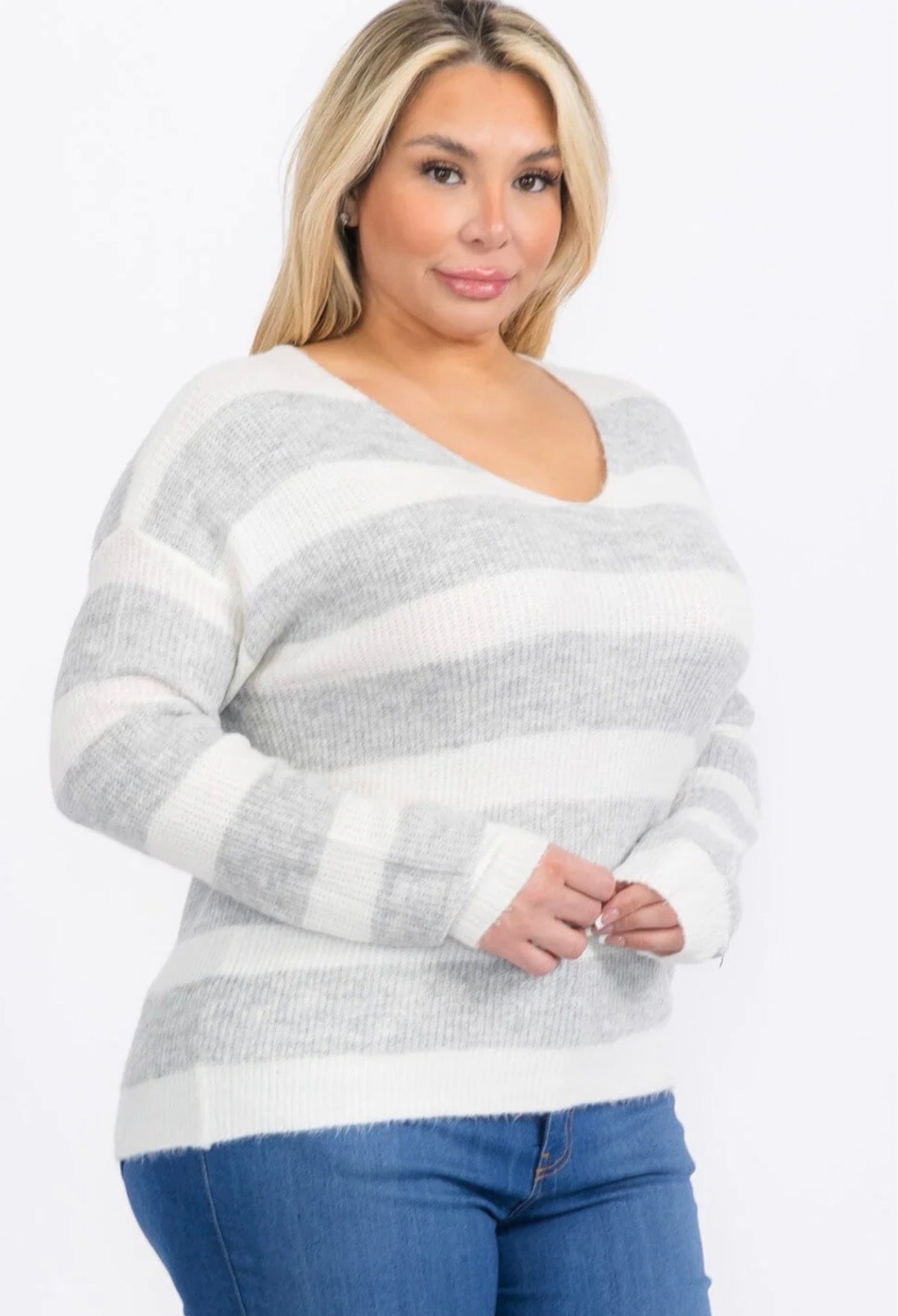 Long Sleeve Sweater (Plus Size)